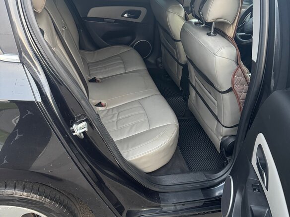 2011 Chevrolet Cruze I, чёрный, 575000 рублей - вид 13