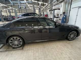 2019 BMW 5 серии 530i xDrive VII (G30/G31/G38), серый, 3999999 рублей, вид 2