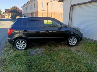 2010 Skoda Fabia II, чёрный, 400000 рублей, вид 2