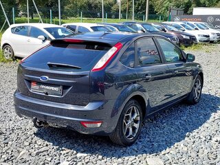 2011 Ford Focus II Рестайлинг, серый, 529000 рублей, вид 5