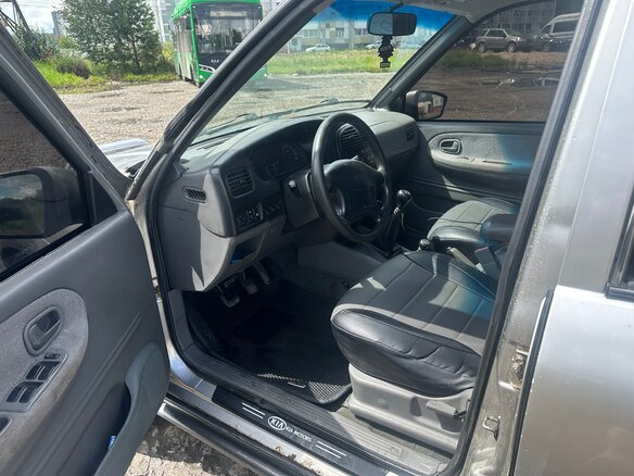 2006 Kia Sportage Grand I, серебристый, 375000 рублей - вид 8