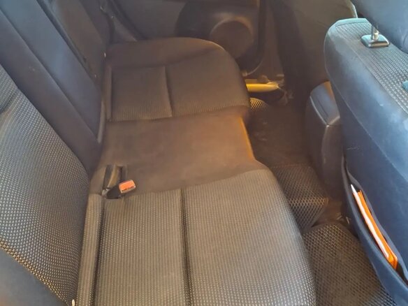 2012 Mazda 3 II (BL) Рестайлинг, чёрный, 800000 рублей - вид 9