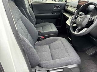 2023 Honda Stepwgn VI, белый, 2050000 рублей, вид 3