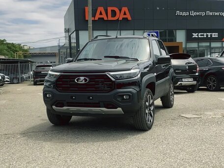 2026 Lada (ВАЗ) Niva Travel I Рестайлинг, чёрный, 1680000 рублей, вид 1