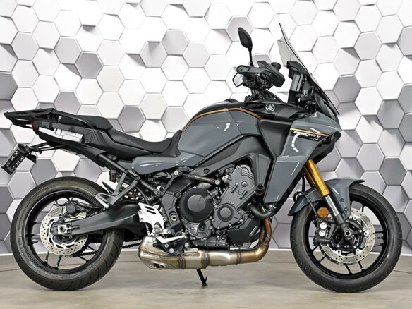 2024 Yamaha Tracer 9, серый - вид 2
