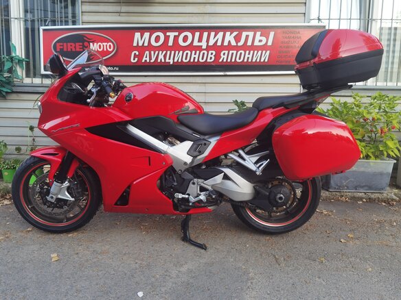 2015 Honda VFR 800, красный, 885000 рублей - вид 24