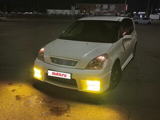 2003 Toyota Opa I Рестайлинг, белый, 500000 рублей, вид 1
