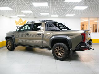 2026 Toyota Tacoma IV, коричневый, 11199000 рублей, вид 4