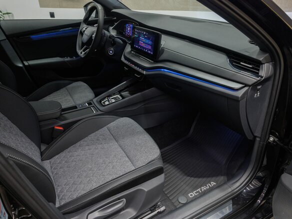 2025 Skoda Octavia IV (A8) Рестайлинг, чёрный - вид 30