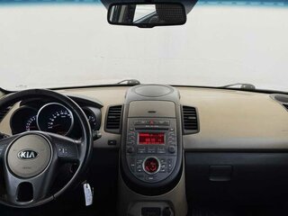 2013 Kia Soul I Рестайлинг, серебристый, 945000 рублей, вид 5