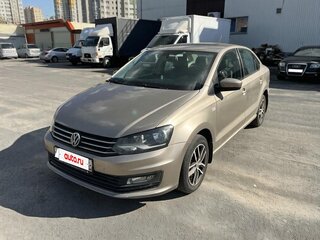 2016 Volkswagen Polo V Рестайлинг, бежевый, 1045000 рублей, вид 2