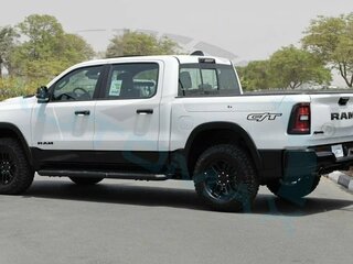 2025 Ram 1500 Crew Cab V Рестайлинг, белый, 8720000 рублей, вид 4