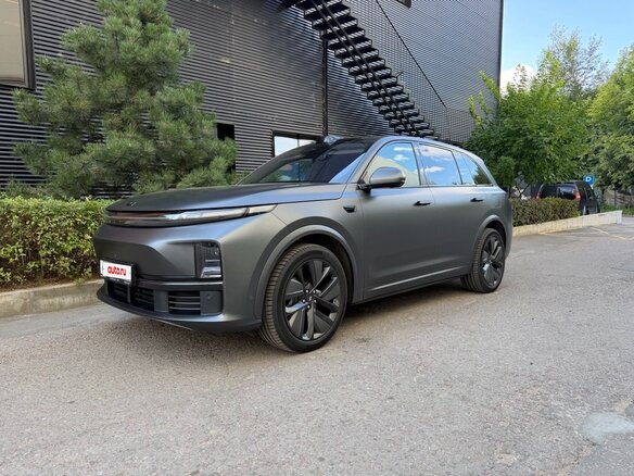 2024 Li Auto (Lixiang) L7 52.3 kWh I Рестайлинг, серый, 7150000 рублей