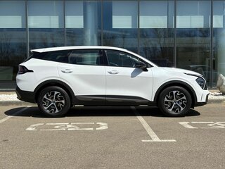 2026 Kia Sportage V, белый, 3695000 рублей, вид 4