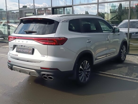 2023 Chery Tiggo 8 Pro Max I Рестайлинг, серебристый, 2440000 рублей - вид 5