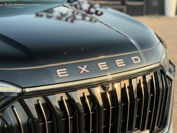 2023 Exeed VX I Рестайлинг, чёрный, 3030000 рублей - вид 3