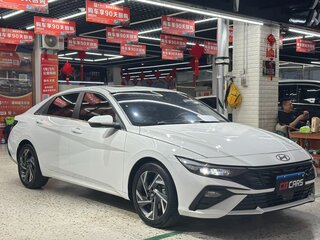 2023 Hyundai Elantra VII (CN7) Рестайлинг, белый, 1550000 рублей, вид 3