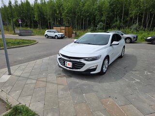 2021 Chevrolet Malibu IX Рестайлинг, белый, 1800000 рублей, вид 5