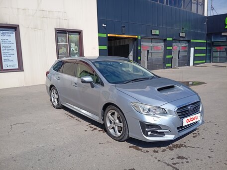 2018 Subaru Levorg I Рестайлинг, серебристый, 1430000 рублей, вид 4
