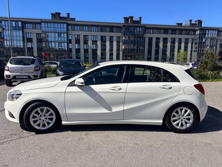 2014 Mercedes-Benz A-Класс 180 III (W176), белый, 1100000 рублей, вид 2