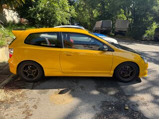 2004 Honda Civic Type R VII Рестайлинг, жёлтый, 1200000 рублей, вид 3