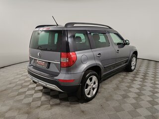 2015 Skoda Yeti I Рестайлинг, серый, 999000 рублей, вид 5