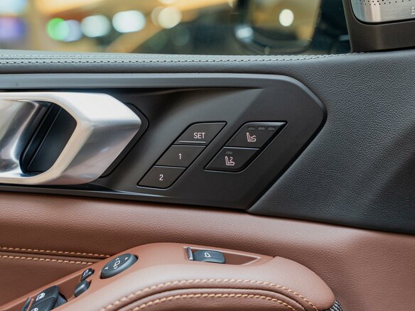 2026 BMW X5 40i IV (G05/G18) Рестайлинг, серый, 15890000 рублей - вид 9