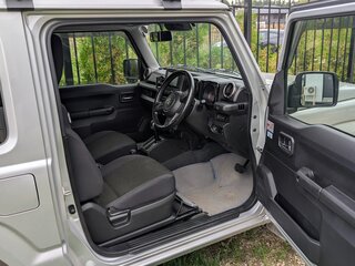 2021 Suzuki Jimny Kei car IV, серебристый, 2189000 рублей, вид 4
