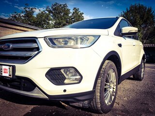 2019 Ford Kuga II Рестайлинг, белый, 1550000 рублей, вид 4