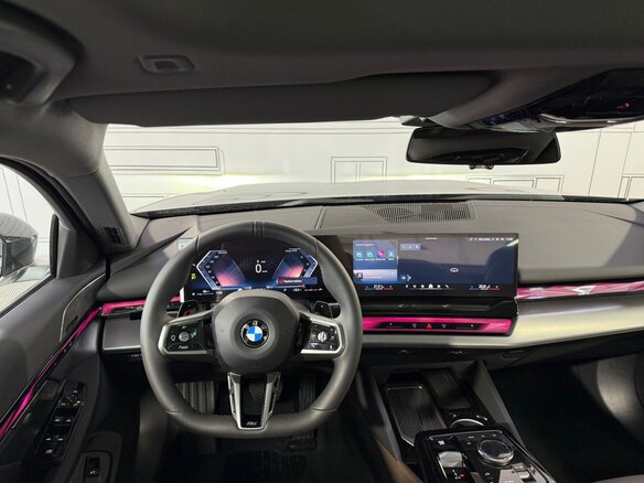 2025 BMW 5 серии Long 530Li xDrive VIII (G60/G61/G68), чёрный, 7699000 рублей - вид 16