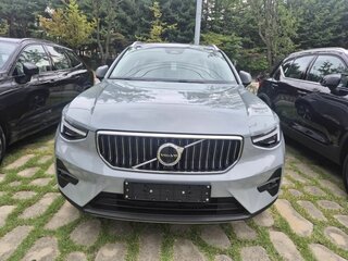 2026 Volvo XC40 I Рестайлинг, синий, 7860000 рублей, вид 3