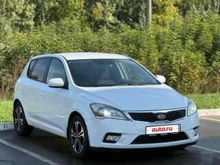 2011 Kia Ceed I Рестайлинг, белый, 640000 рублей, вид 4