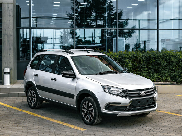 2026 Lada (ВАЗ) Granta Cross I Рестайлинг, серебристый - вид 6