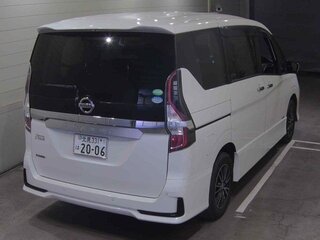 2019 Nissan Serena S-Hybrid V (C27) Рестайлинг, белый, 1650000 рублей, вид 2