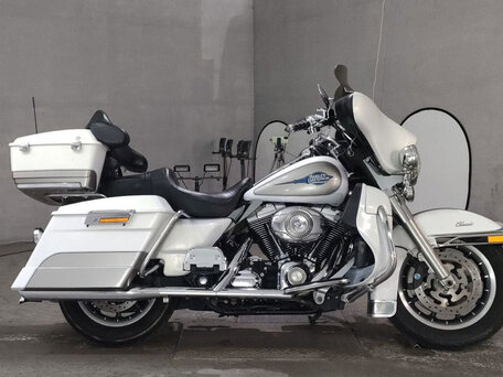 2008 Harley-Davidson Street Glide, белый, 518000 рублей, вид 1