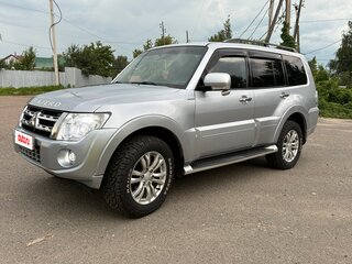 2011 Mitsubishi Pajero IV Рестайлинг 1, серебристый, 2250000 рублей, вид 1