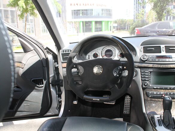 2003 Mercedes-Benz E-Класс AMG 55 AMG III (W211, S211), серебристый, 2100000 рублей - вид 14