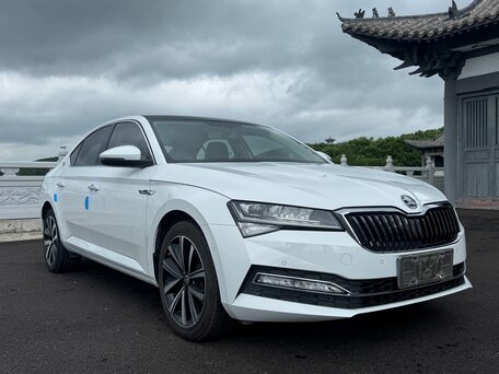 Skoda Superb III Рестайлинг
