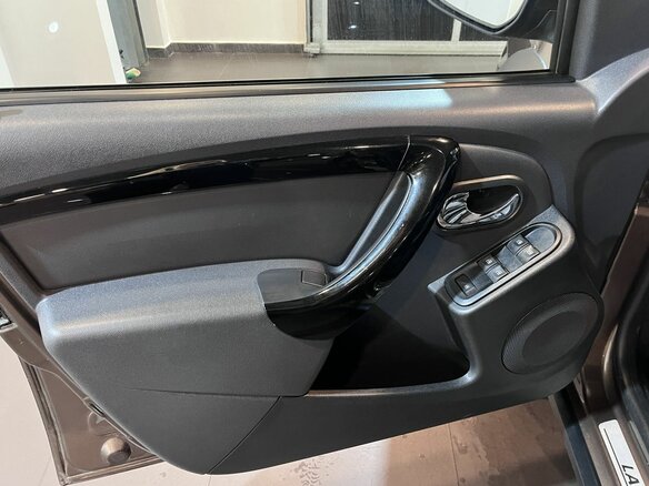 2021 Lada (ВАЗ) Largus Cross I Рестайлинг, коричневый, 1390000 рублей - вид 20
