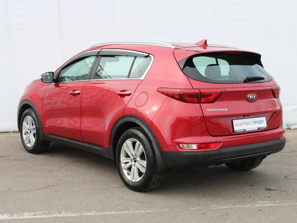 2018 Kia Sportage IV, красный - вид 4