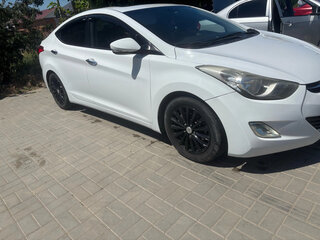 2011 Hyundai Avante V, белый, 1200000 рублей, вид 3