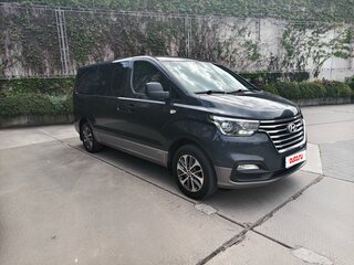 2018 Hyundai Grand Starex I Рестайлинг 2, синий, 3290000 рублей, вид 4