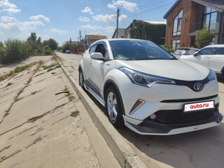 2017 Toyota C-HR I, белый, 1730000 рублей, вид 3