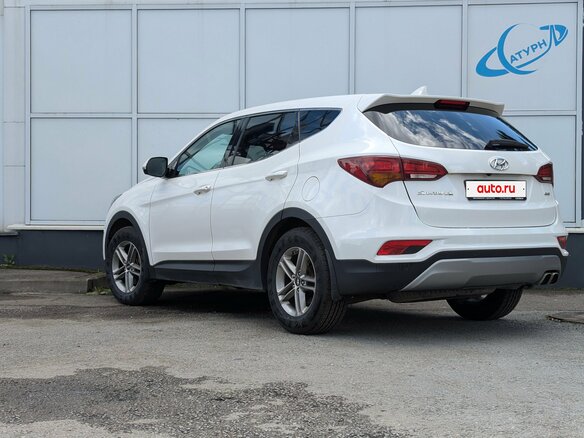 2017 Hyundai Santa Fe III Рестайлинг, белый, 1990000 рублей - вид 6