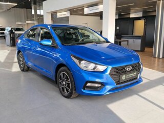 2017 Hyundai Solaris II, синий, 1120000 рублей, вид 1
