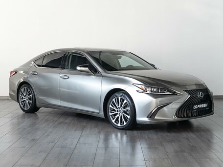Lexus ES VII