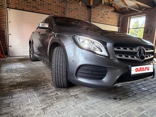 2017 Mercedes-Benz GLA 250 I (X156) Рестайлинг, серый, 2700000 рублей, вид 4