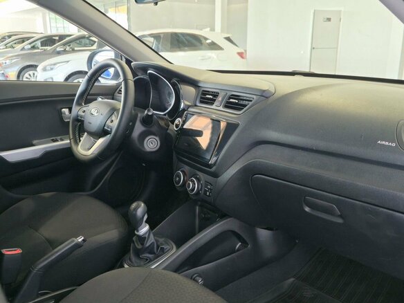 2013 Kia Rio III, чёрный, 999000 рублей - вид 13