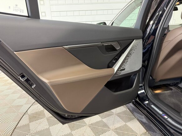 2025 BMW 5 серии Long 530Li xDrive VIII (G60/G61/G68), чёрный, 7699000 рублей - вид 21