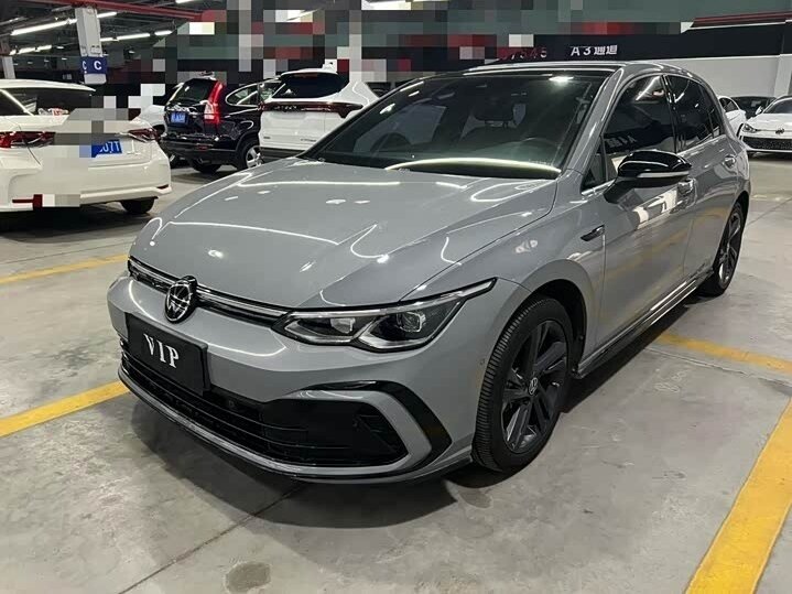 Открыть фотографии: Volkswagen Golf VIII